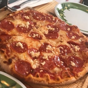pizza con pesto