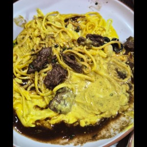 PLATOS FUERTES - Lomo Huancaino