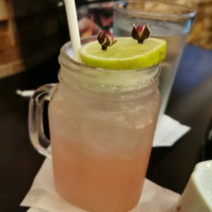 Limonada de Rosas