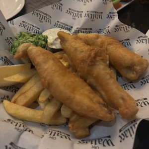 Platos fuertes - Fish and chips