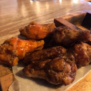 wings buffalo y sweet chile 