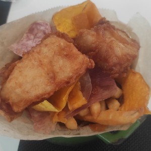Kids - Fish And Chips $19, Caro pero delicious