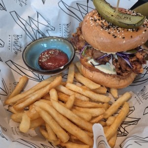 CHICKEN SANDWICH