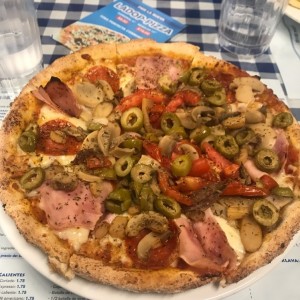 pizza atheniense