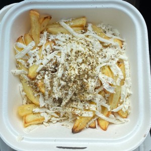 Papitas con queso feta