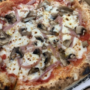 Pizza Hongos Jamón Trufa