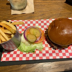 Bacon Cheedar Cheese Burguer