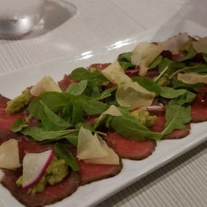 Carpaccio de res