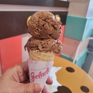 helado belga con almendras