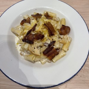 Rigatoni Ni Carbonara Ni Alfredo