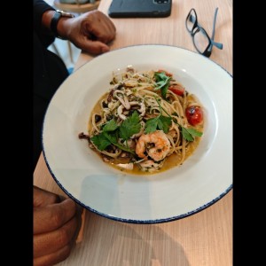 Fetuccini Aglio, Olio,Funghi E Pepperoncino