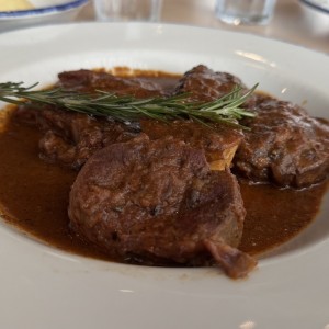 Secondi Piatti - Ossobuco