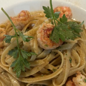 Fetuccini Aglio, Olio E Gamberetti