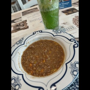 Fakes sopa de lentejas deliciosa
