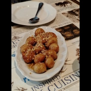 Postres - Loukoumades