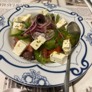 Ensaladas - Joriatiki Salata