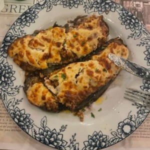 Berenjena con carne de res