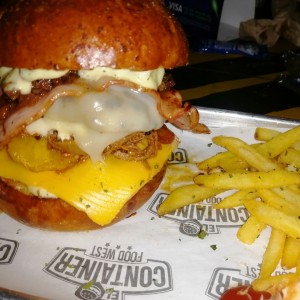 Titan burger