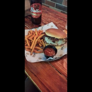 Hamburguesas - CAPITAL