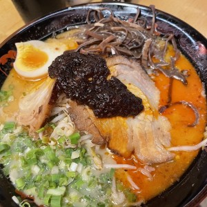 VOLCANO RAMEN