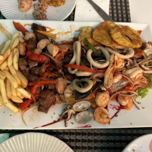 Mar y tierra