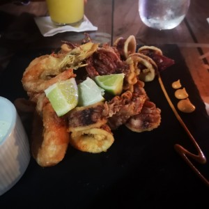 Entrada del chef mix de marisco