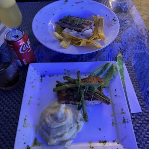 Filete de Pescado en Salsa de Coco y Mango