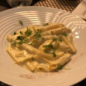 penne a los 4 quesos