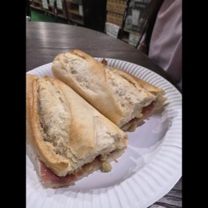 Bocadillo de jamón serrano