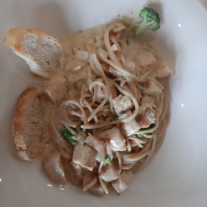 Spaghetti con Pollo a la plancha