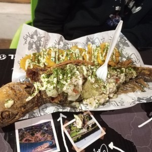 Pescado de corvina con escabeche