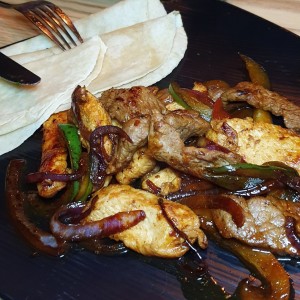 bandeja azteca