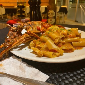 pastucchi alla arangosta (pasta con langosta)