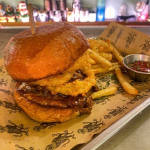 Platos Favoritos - BBQ Steak Sandwich
