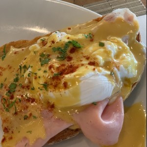 huevos benedict