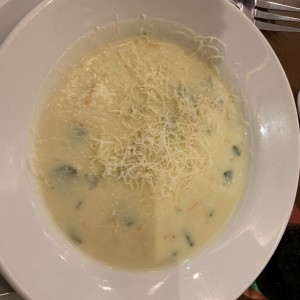 Crema de Pollo con Gnocci