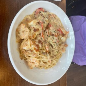SPAGHETTI CON CAMARONES SALTEADOS