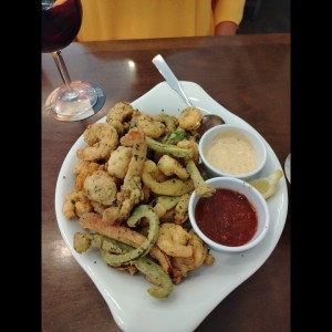 Tempura de camarones y ajies