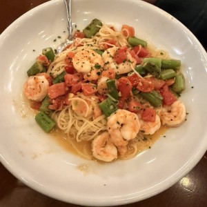 Amazing Alfredos - Shrimp Alfredo