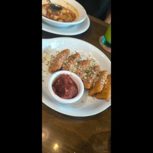 Appetizers - Fried Mozzarella