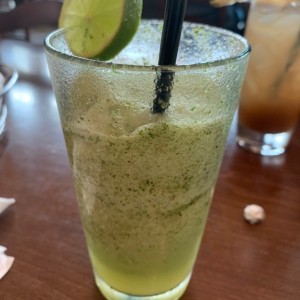 limonada con hierbabuena