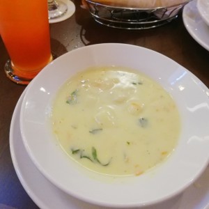 sopa chicken & gnocchi