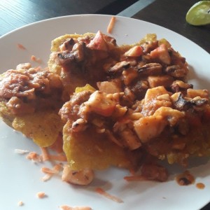 Patagones rellenos de mariscos