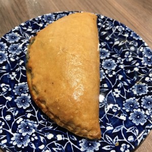 empanada de queso y espinaca