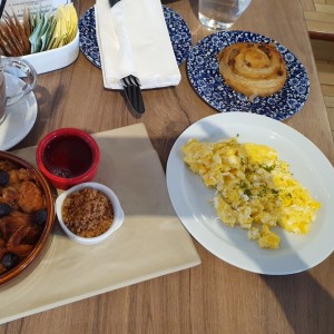 Huevos revueltos