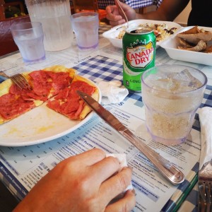 pizza de 9" de salami.