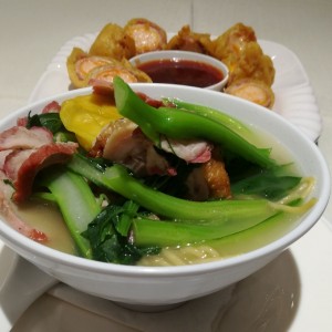 sopa de wanton