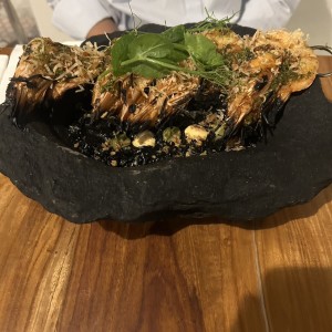 PLATOS FUERTES - Brochetta de Langostinos