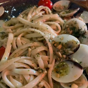 Fetuccine Vongole e Botarga