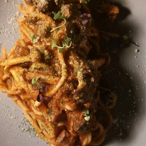Spaguetti ai funghi e Salsa Rossa